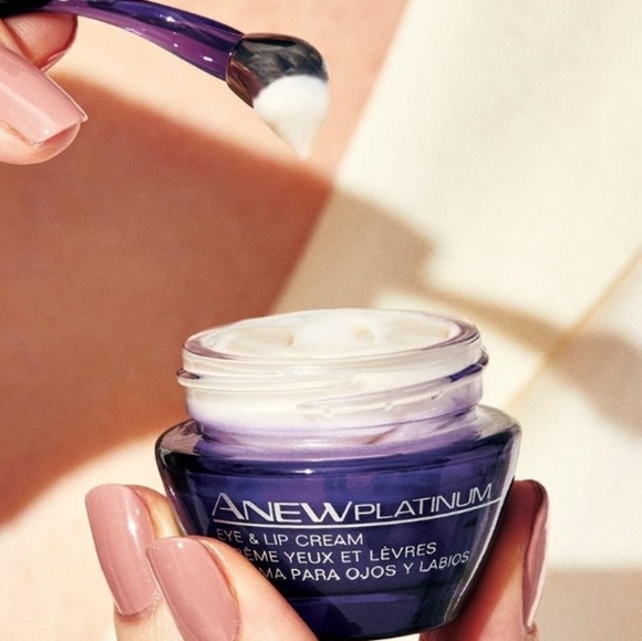 Avon Eye and Lip Cream - Picture 2 of 3